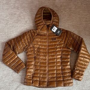 Mountain Hardwear Women's Ghost Whisperer Down Hoody Jacket-Copper Clay Color